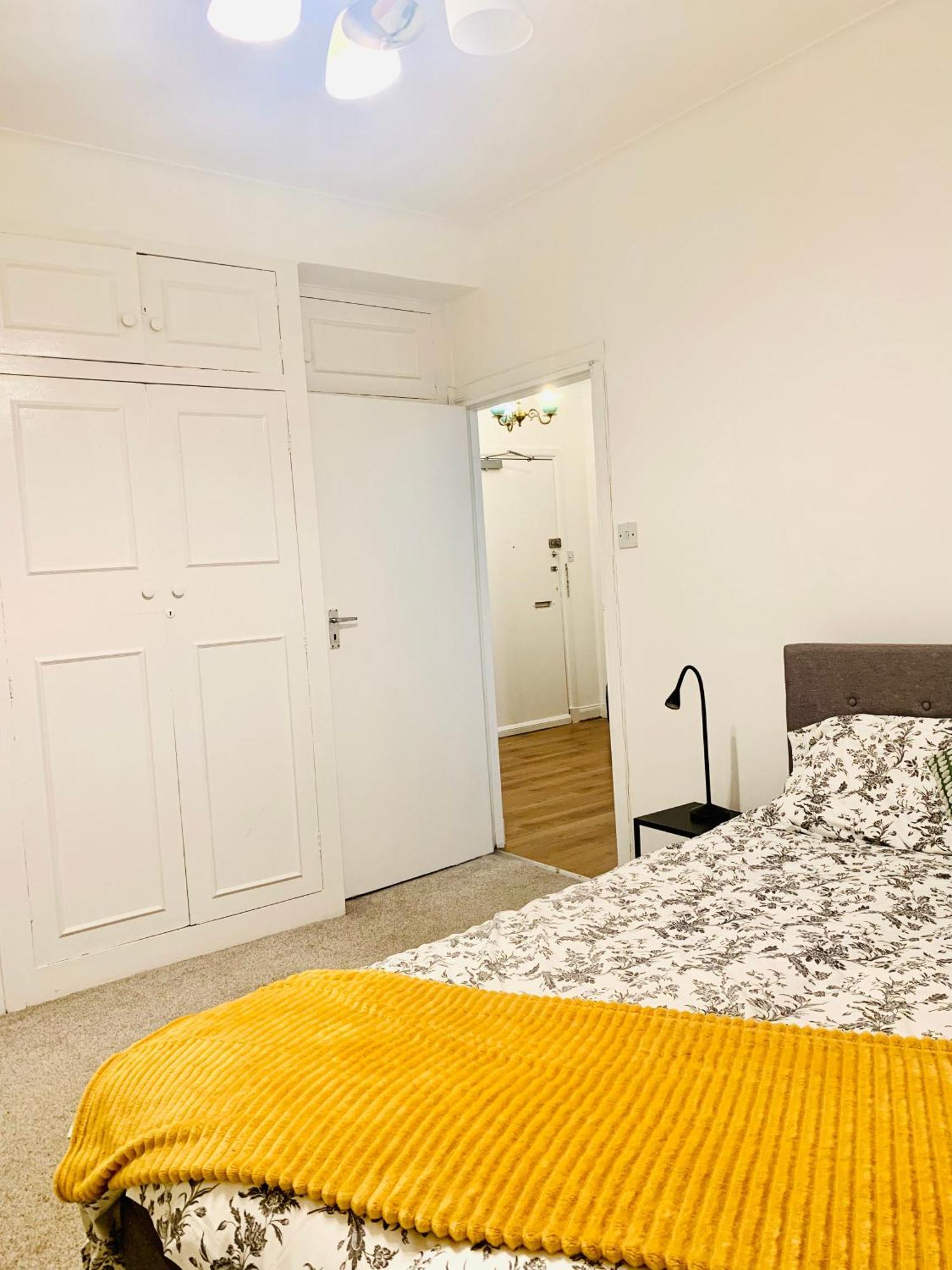 Cosy 2 Bedroom Apartment In Swiss Cottage. London Luaran gambar